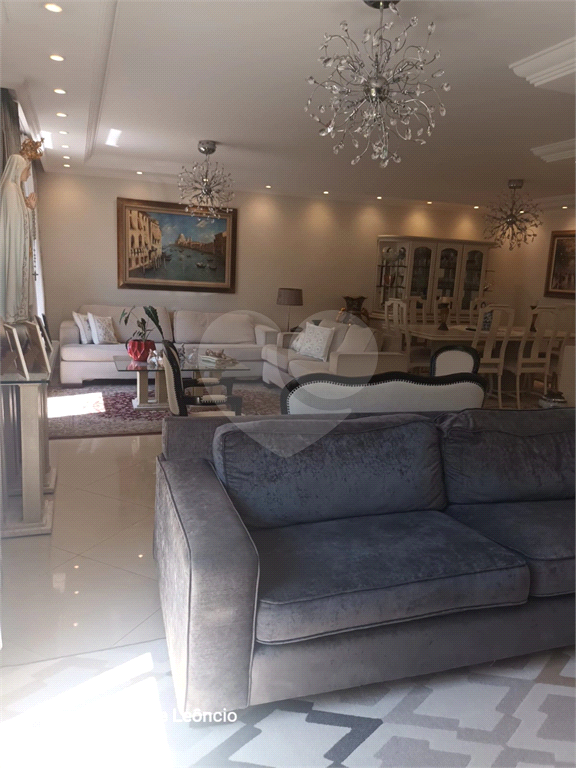 SOBRADO AMPLO COM 4 DORMITORIOS VISÃO PARA SERRA