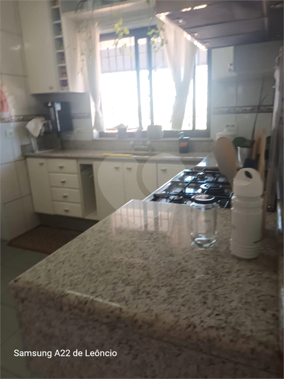 SOBRADO AMPLO COM 4 DORMITORIOS VISÃO PARA SERRA