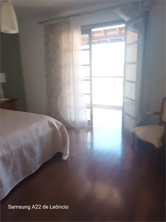 SOBRADO AMPLO COM 4 DORMITORIOS VISÃO PARA SERRA