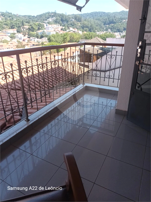 SOBRADO AMPLO COM 4 DORMITORIOS VISÃO PARA SERRA