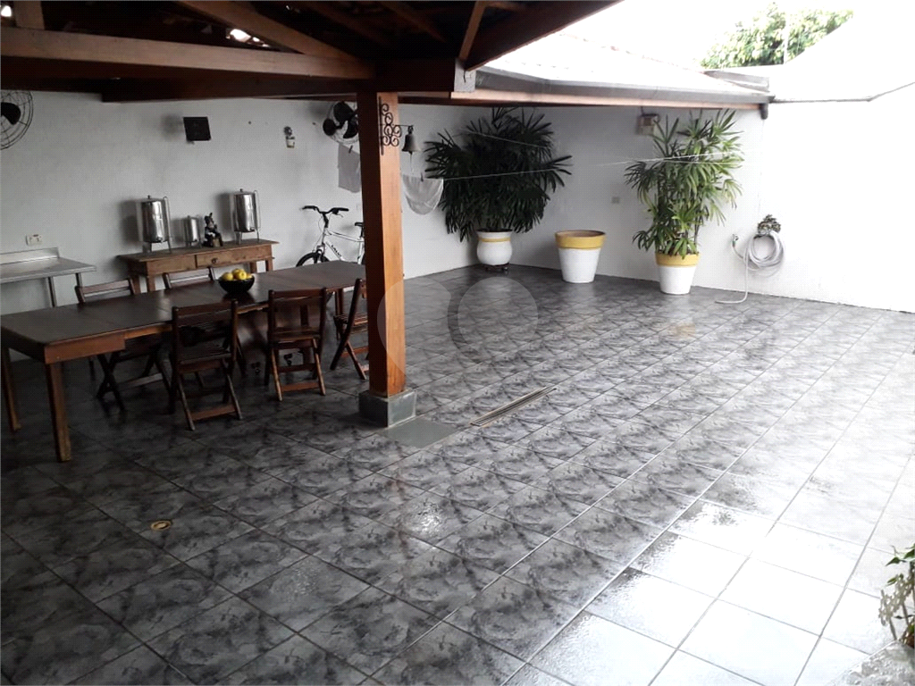 SOBRADO AMPLO COM 4 DORMITORIOS VISÃO PARA SERRA