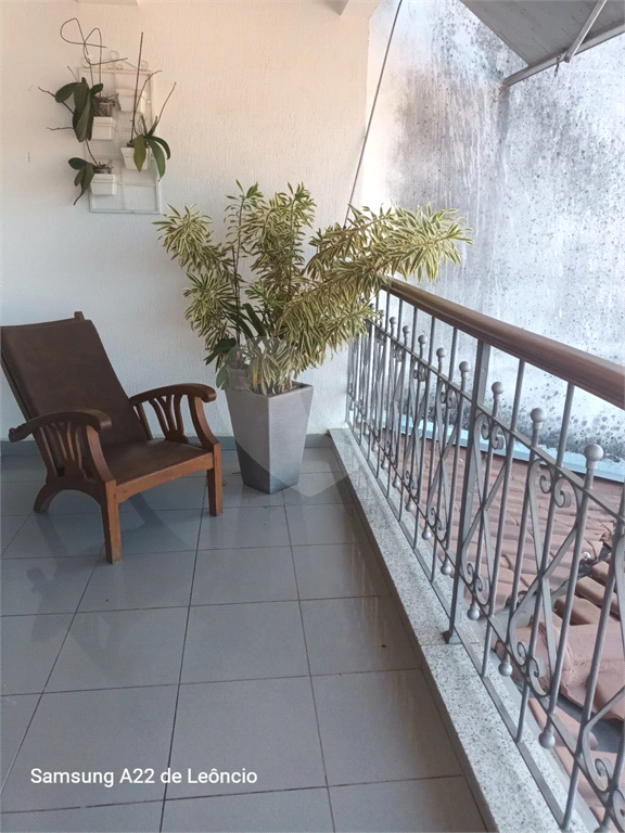 SOBRADO AMPLO COM 4 DORMITORIOS VISÃO PARA SERRA