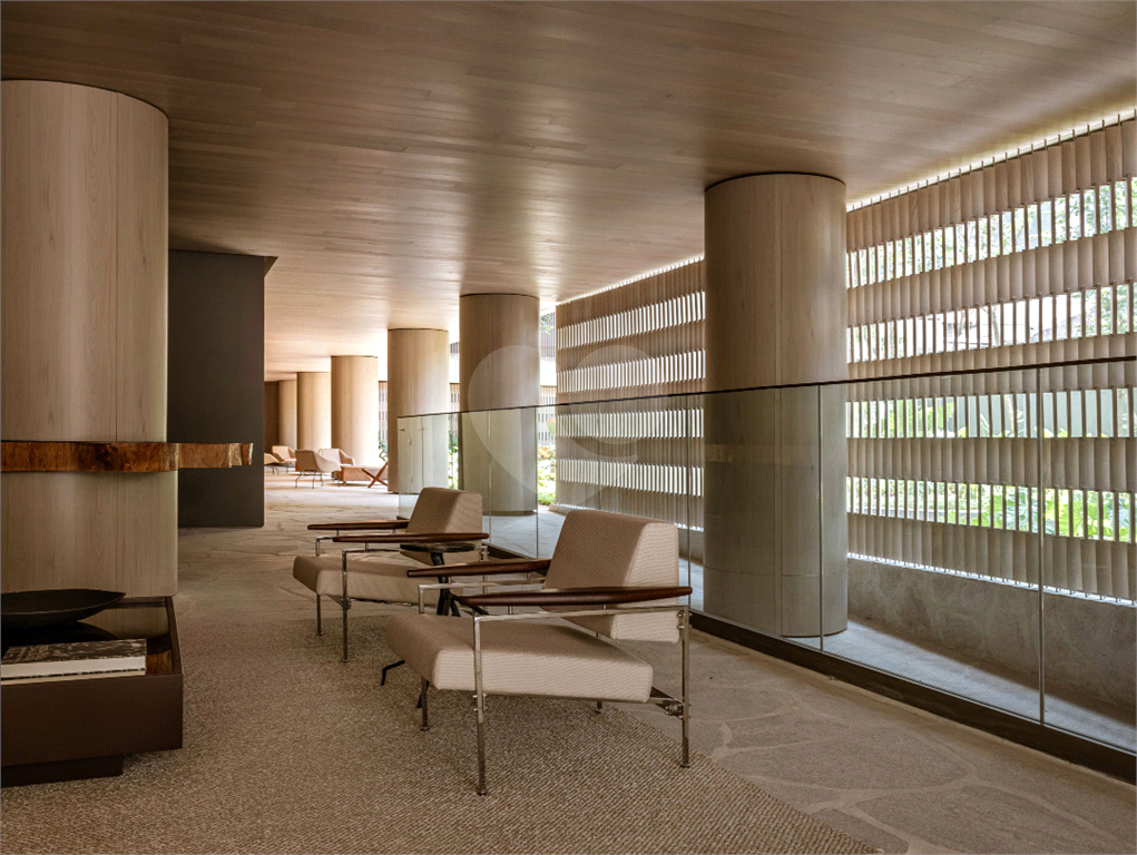 Apartamento à venda em PINHEIROS com 456,86 m²