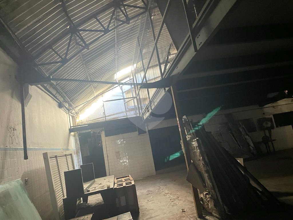Galpão 800 metros para venda e locação no bairro de Santana em São Paulo
