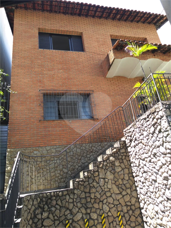 Sobrado residencial ou comercial  em Santana