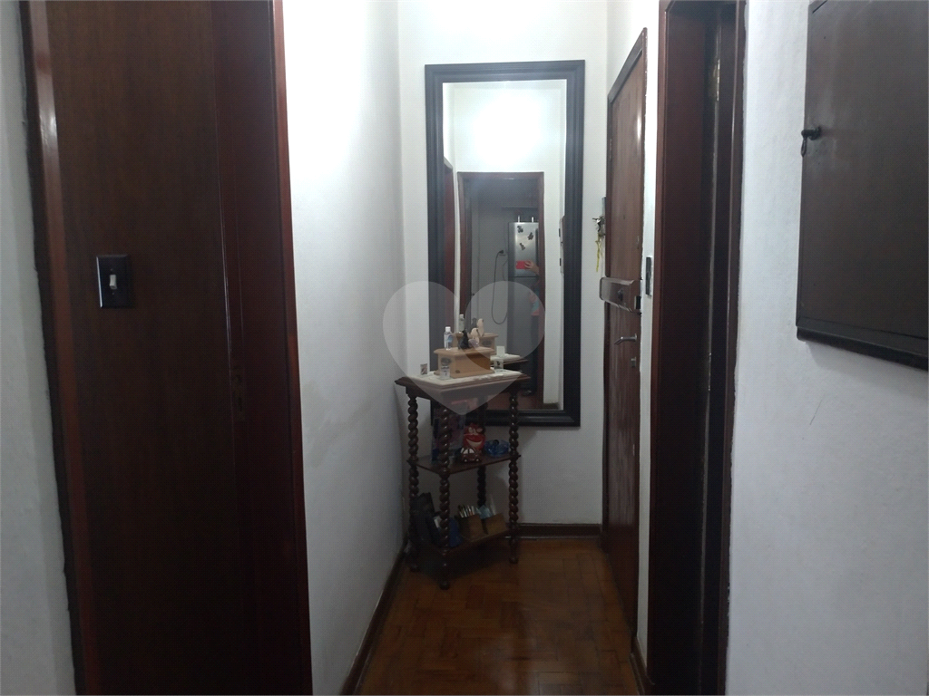 Apartamento à venda com 1 quarto, 41m² - Foto 2