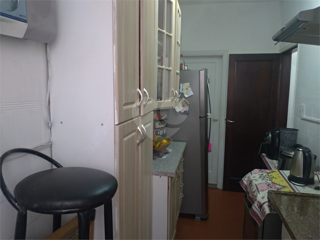 Apartamento à venda com 1 quarto, 41m² - Foto 14