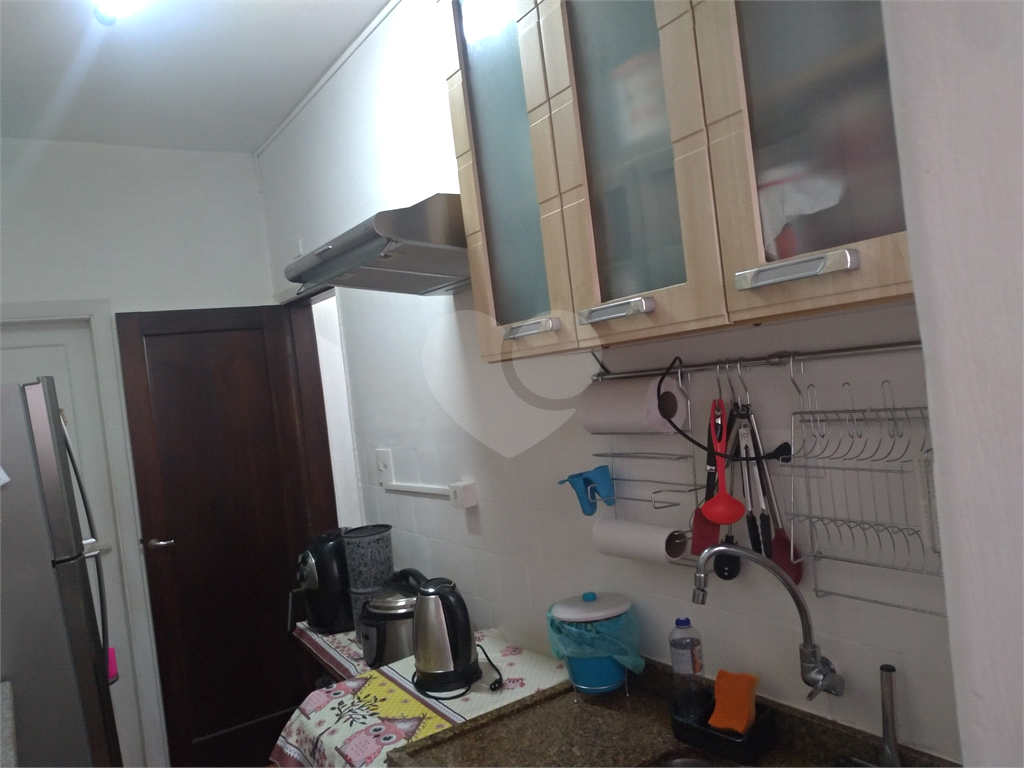 Apartamento à venda com 1 quarto, 41m² - Foto 13