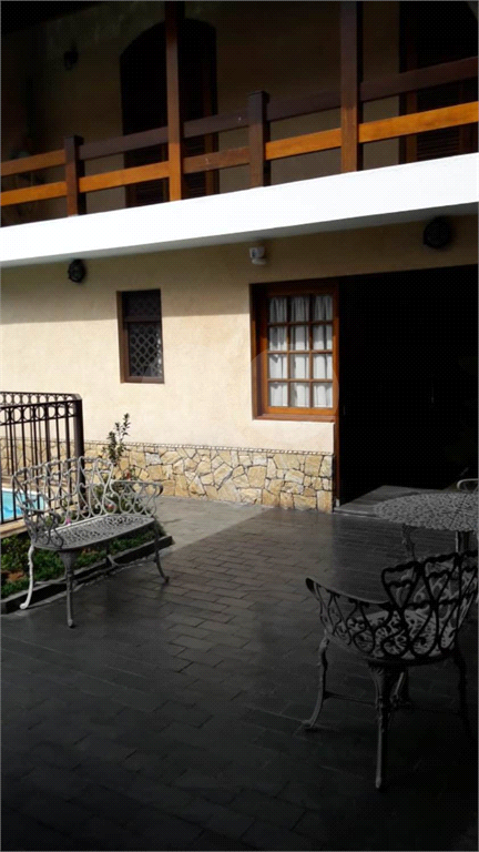 Sobrado de alto padrão no bairro do Tremembé. Piscina. 338m²
