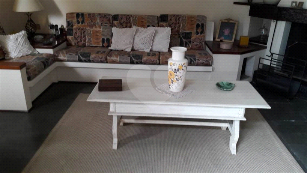 Sobrado de alto padrão no bairro do Tremembé. Piscina. 338m²