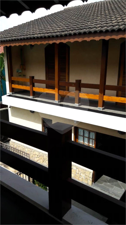 Sobrado de alto padrão no bairro do Tremembé. Piscina. 338m²