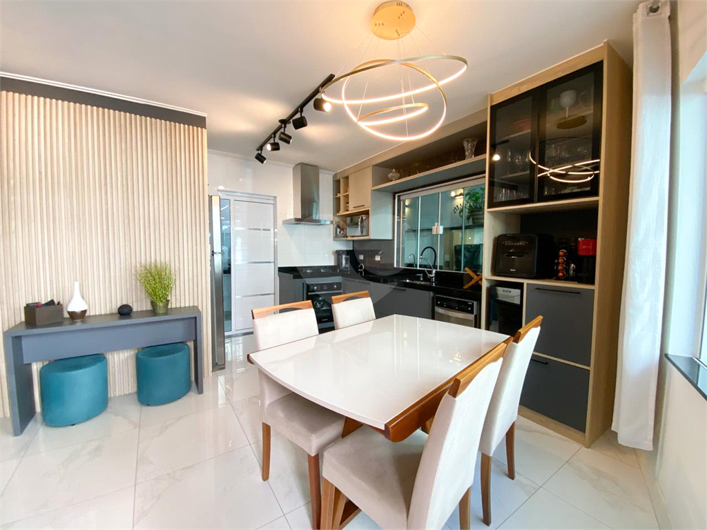 SOBRADO em PARADA INGLESA