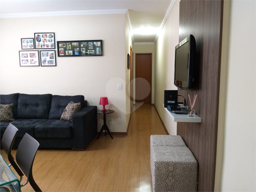 Apartamento com 02 dormitórios na Cidade Ademar para venda.