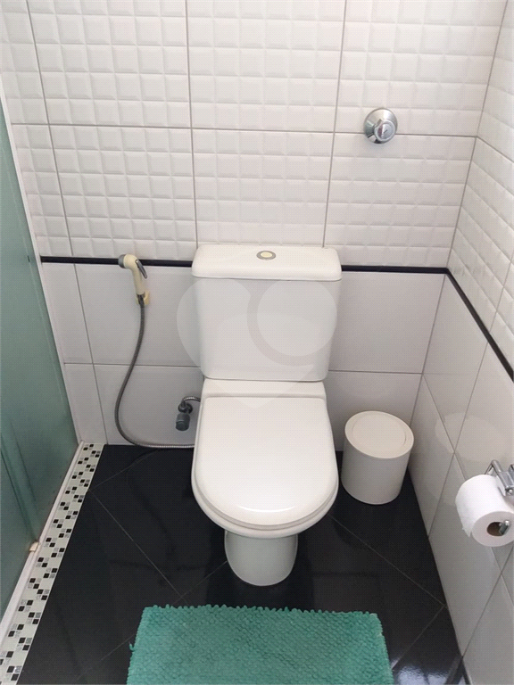 Apartamento com 02 dormitórios na Cidade Ademar para venda.