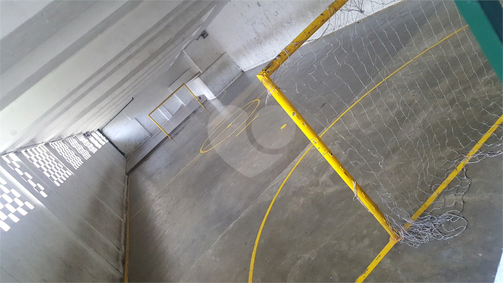 Apartamento com 02 dormitórios na Cidade Ademar para venda.