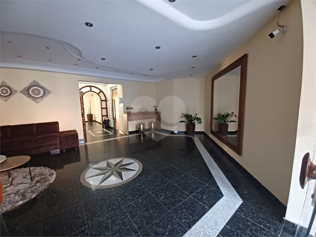 Apartamento com 02 dormitórios na Cidade Ademar para venda.