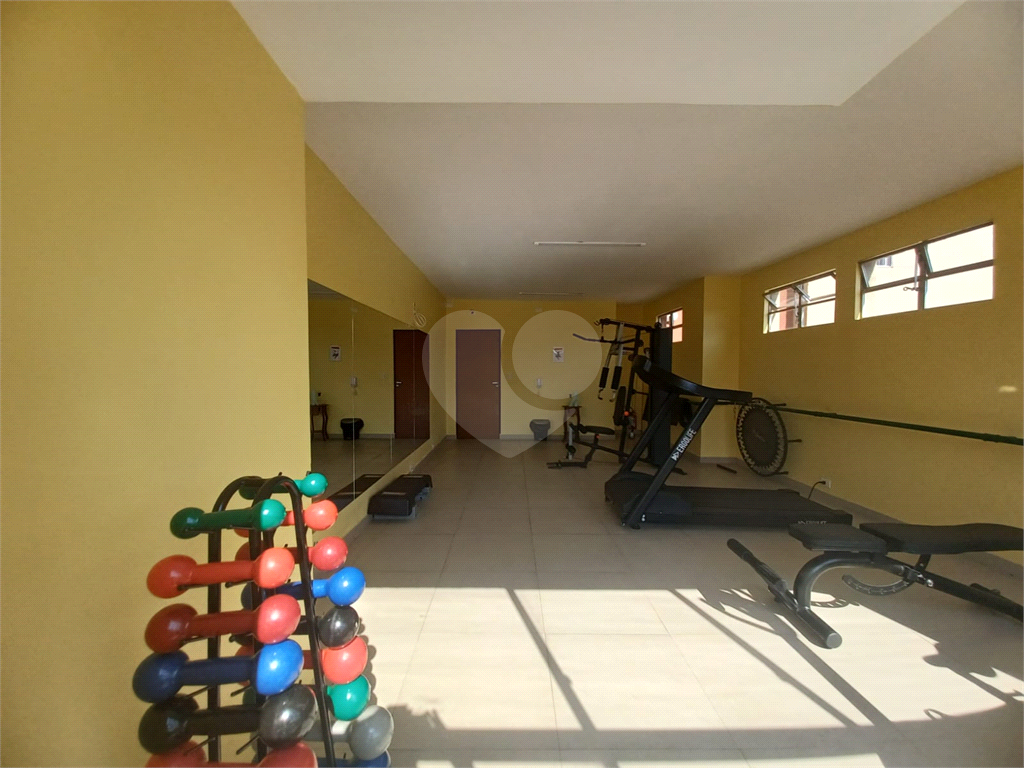 Apartamento com 02 dormitórios na Cidade Ademar para venda.