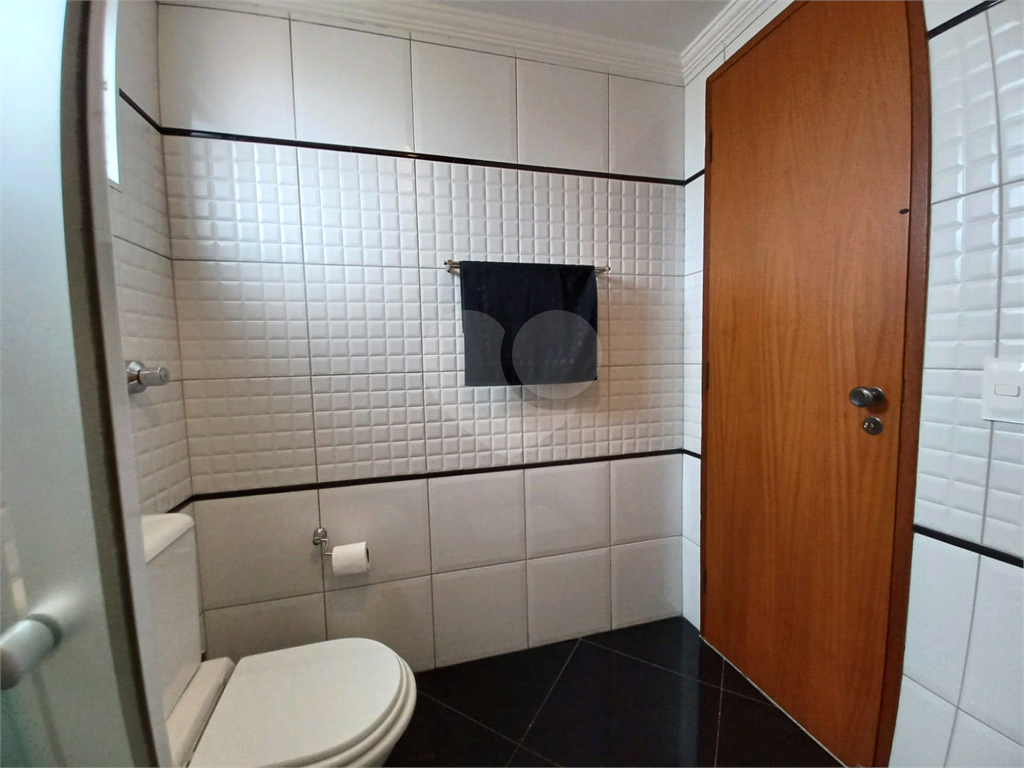 Apartamento com 02 dormitórios na Cidade Ademar para venda.