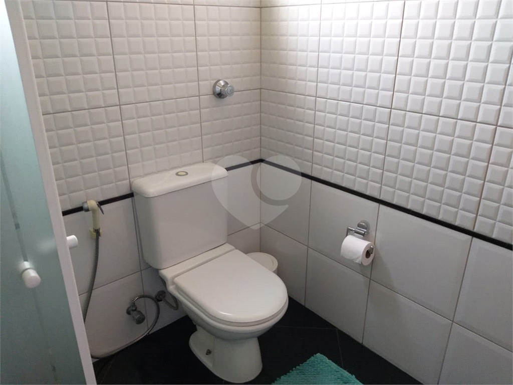 Apartamento com 02 dormitórios na Cidade Ademar para venda.