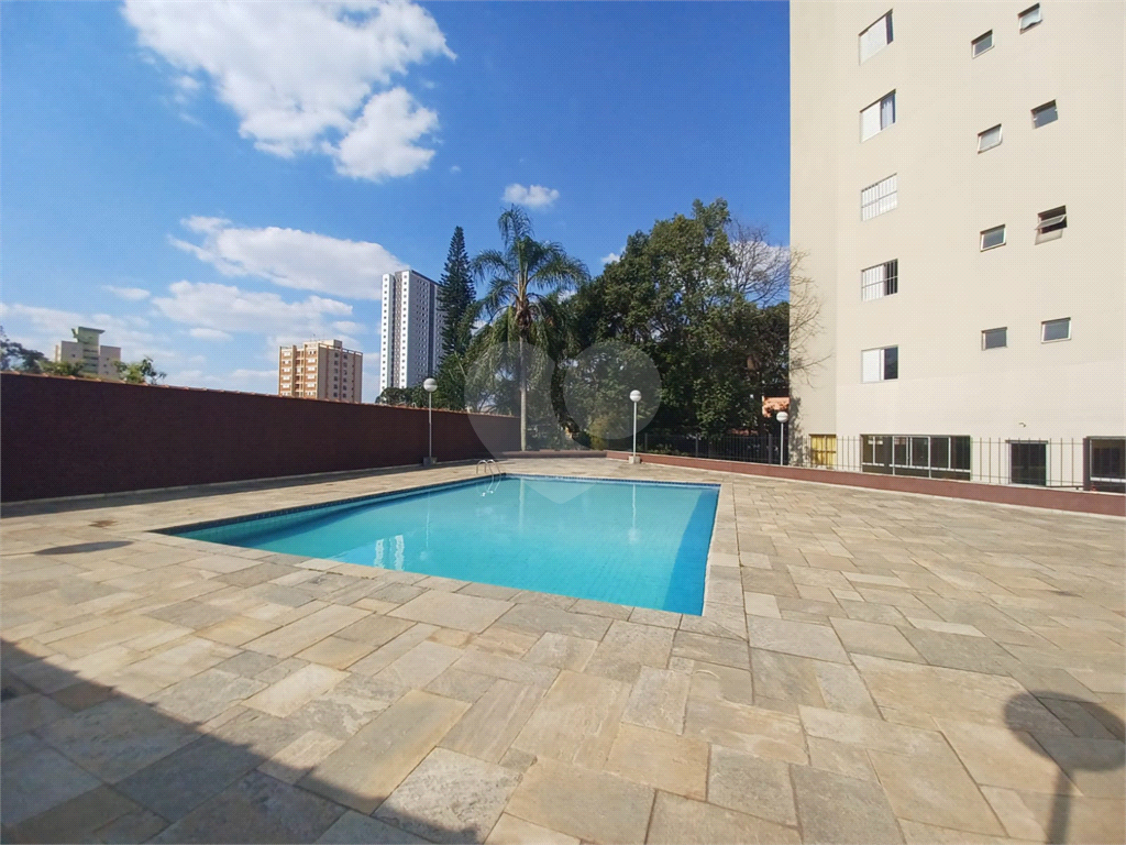 Apartamento com 02 dormitórios na Cidade Ademar para venda.