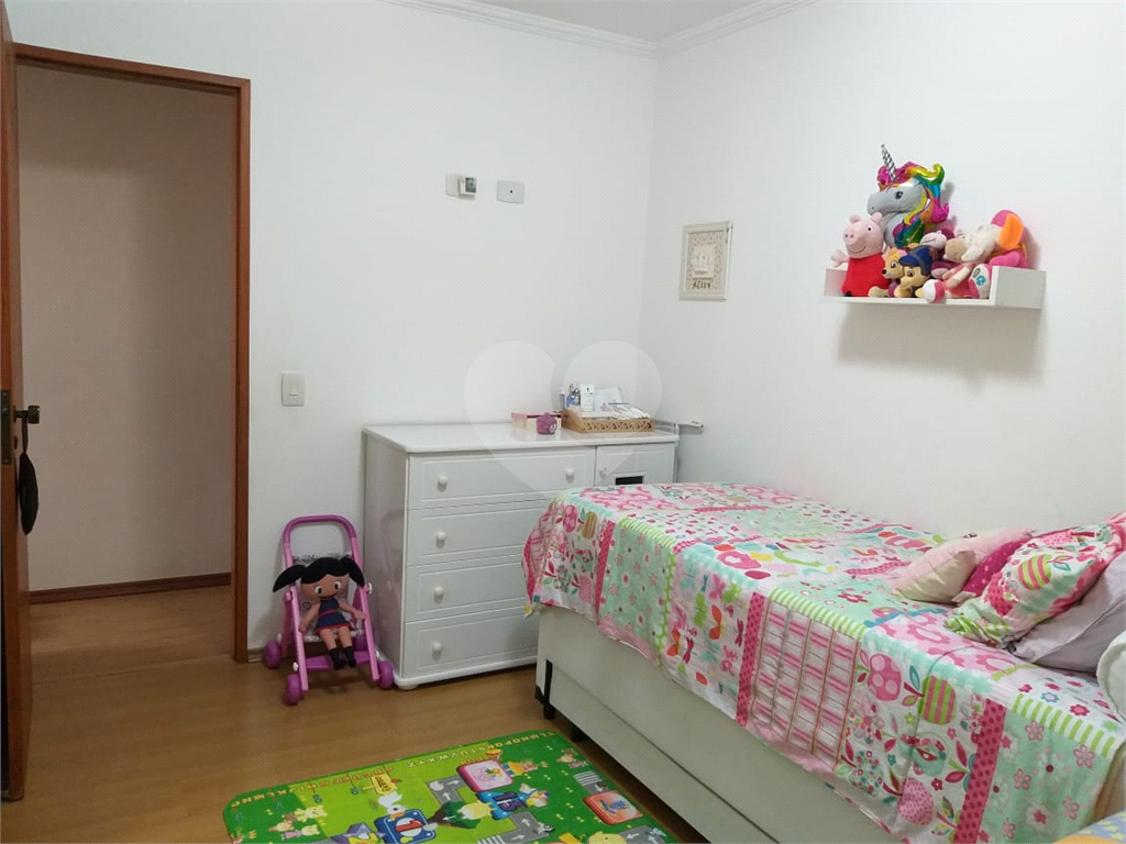 Apartamento com 02 dormitórios na Cidade Ademar para venda.