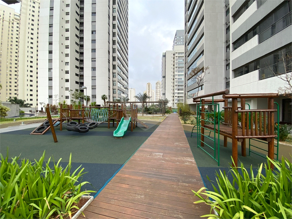 Apartamento Martese Porteira Fechada 174m2 com 03 vagas
