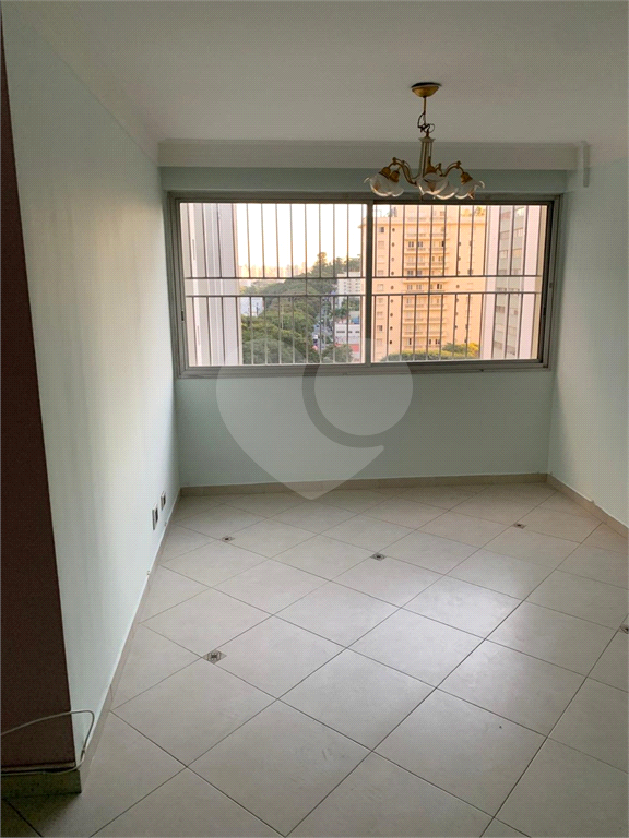 Excelente apto com 3 dormitórios, ótima localização