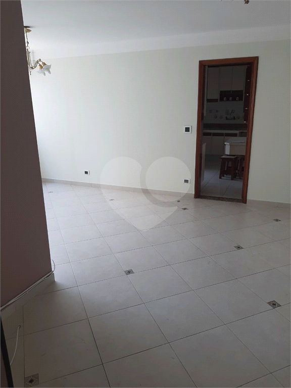 Excelente apto com 3 dormitórios, ótima localização