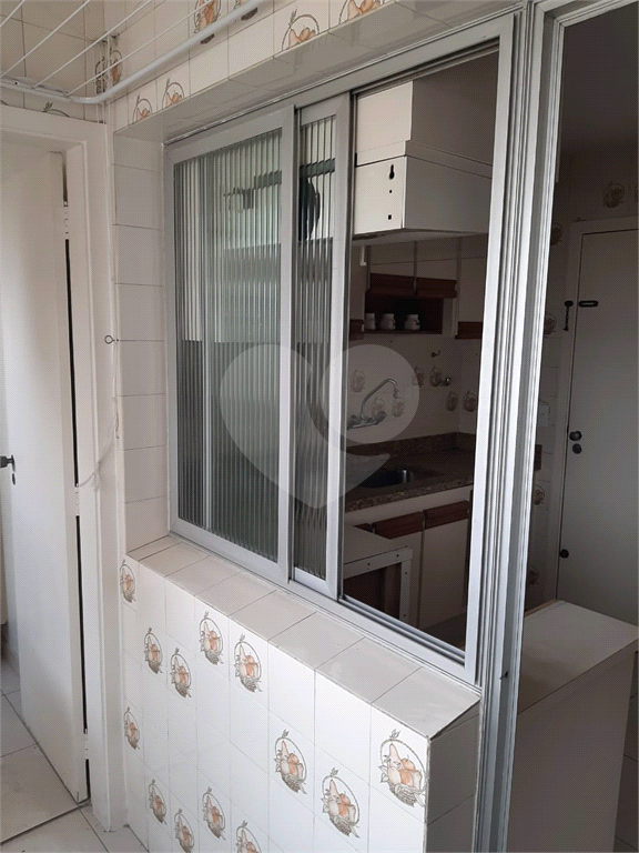 Excelente apto com 3 dormitórios, ótima localização