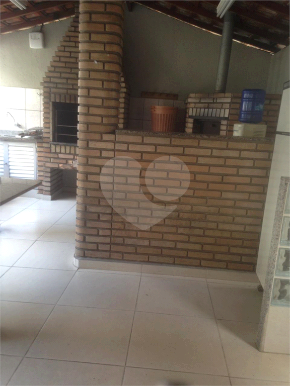Excelente apto com 3 dormitórios, ótima localização