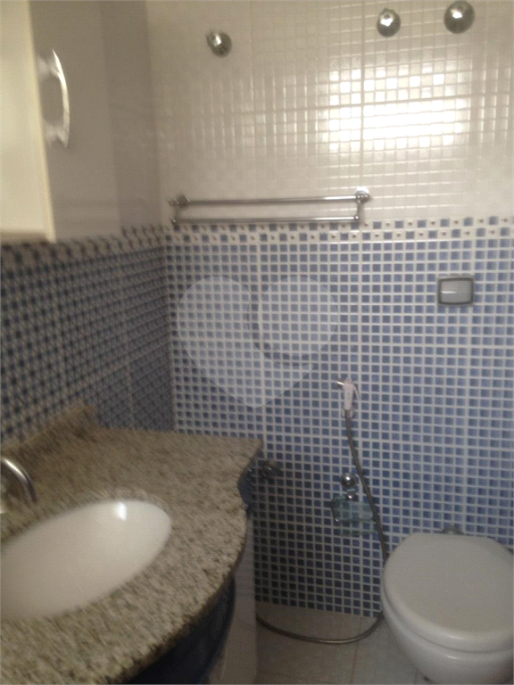 Excelente apto com 3 dormitórios, ótima localização