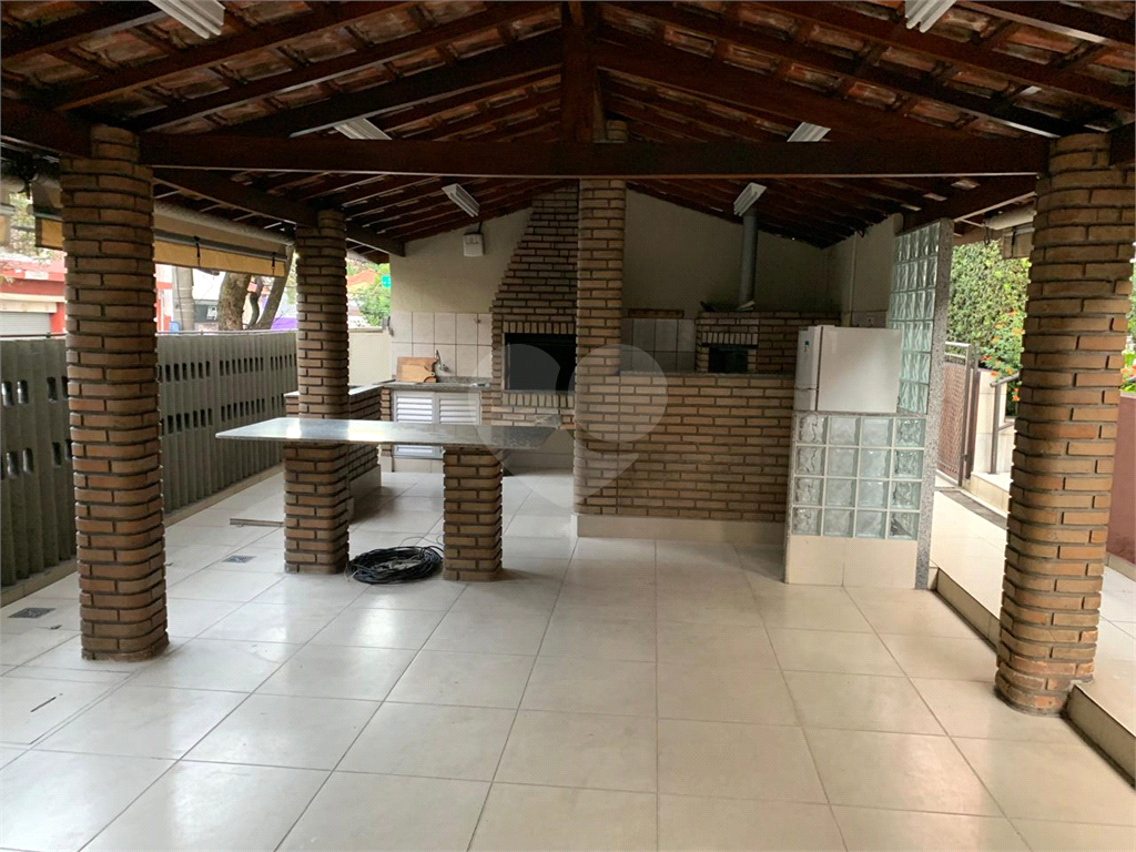 Excelente apto com 3 dormitórios, ótima localização