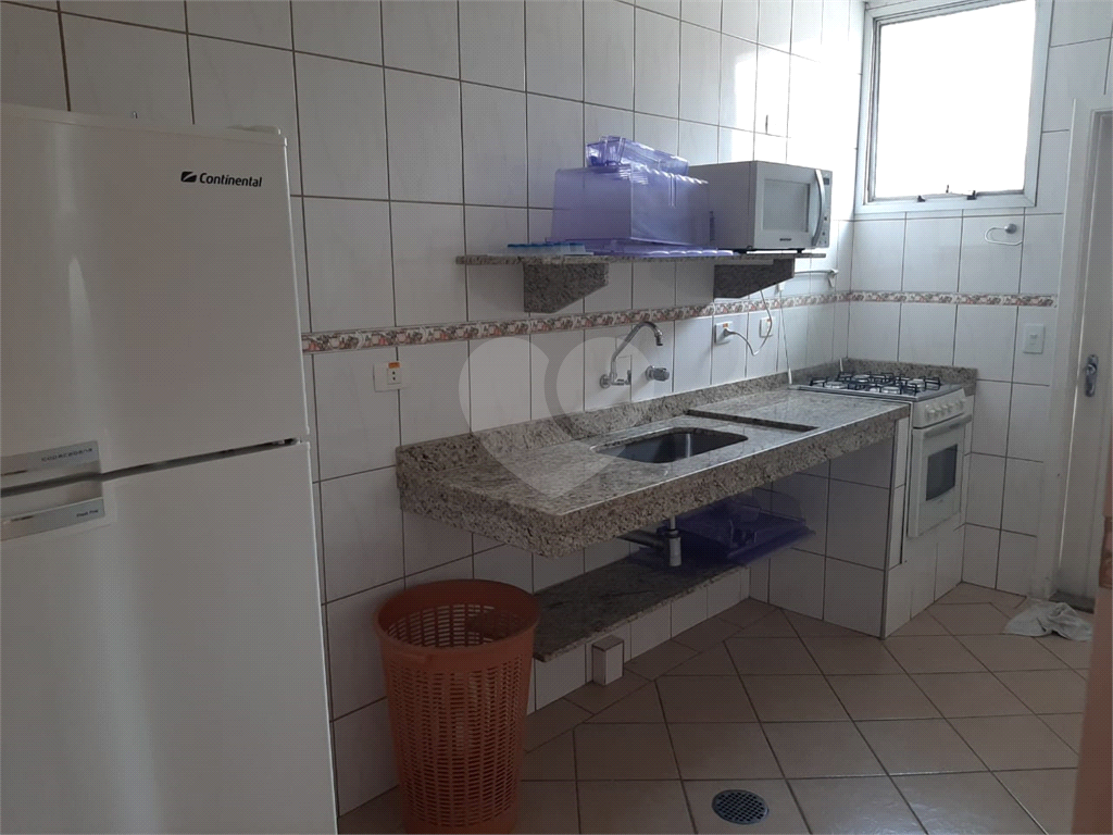 Excelente apto com 3 dormitórios, ótima localização