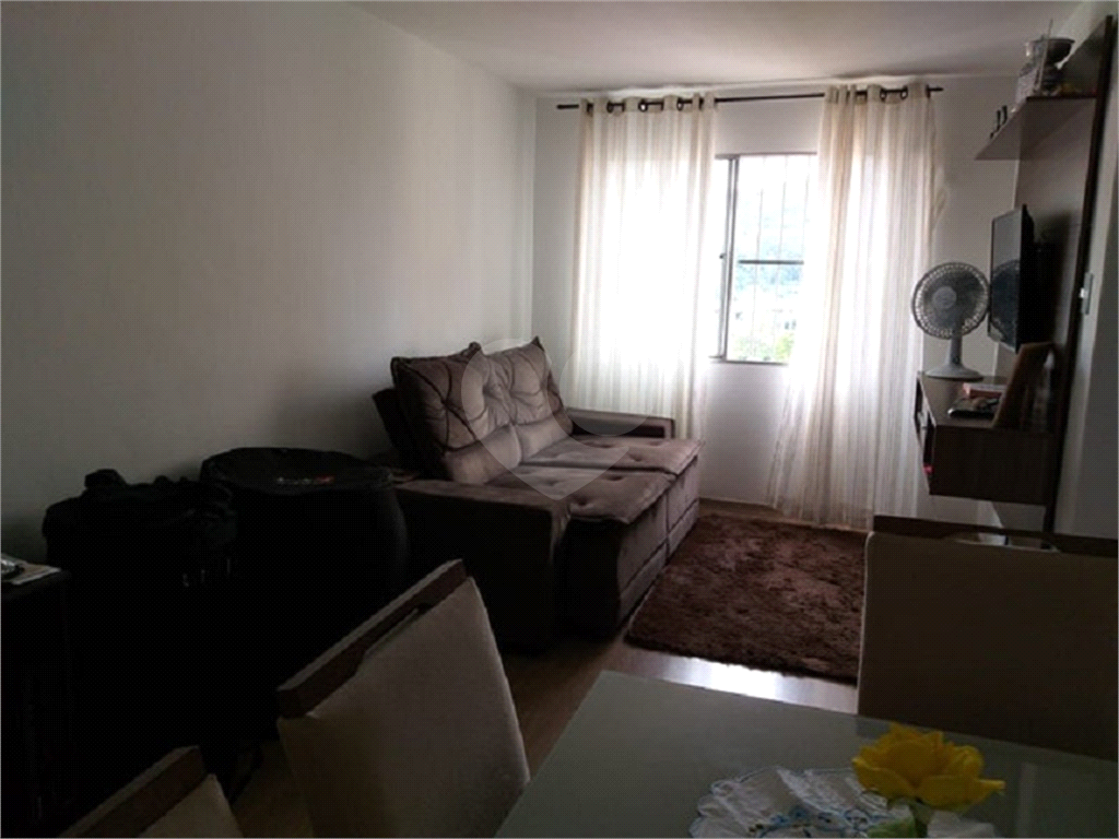 APARTAMENTO em HORTO