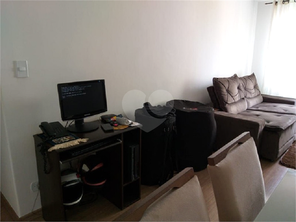 APARTAMENTO em HORTO