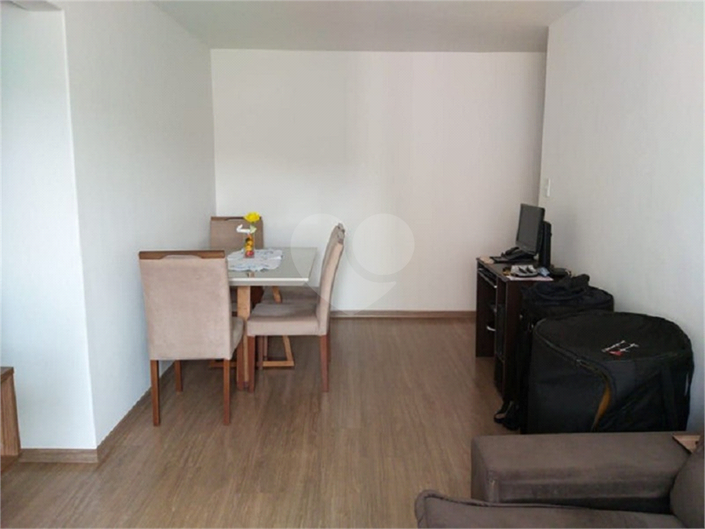 APARTAMENTO em HORTO