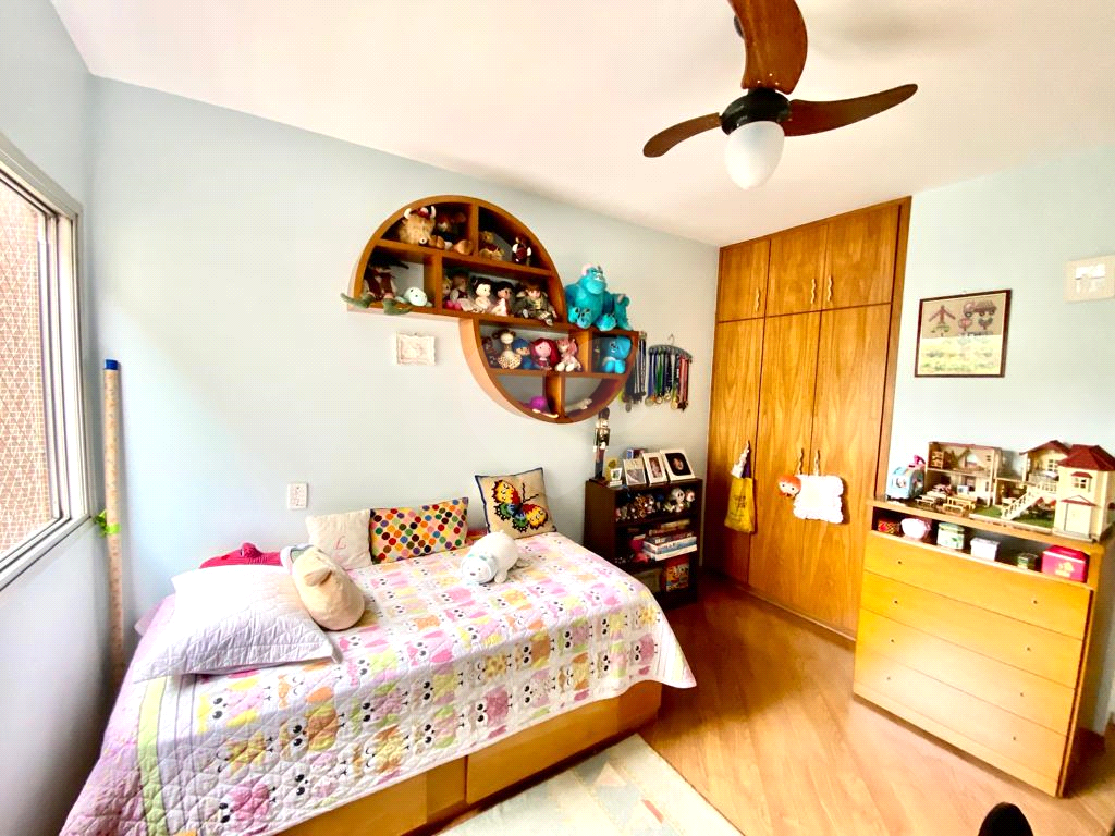 Apartamento à venda na Rua Oscar Freire com 224 m²