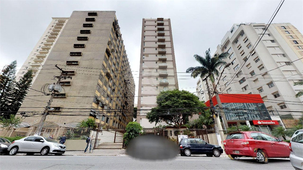 Apartamento à venda na Rua Oscar Freire com 224 m²