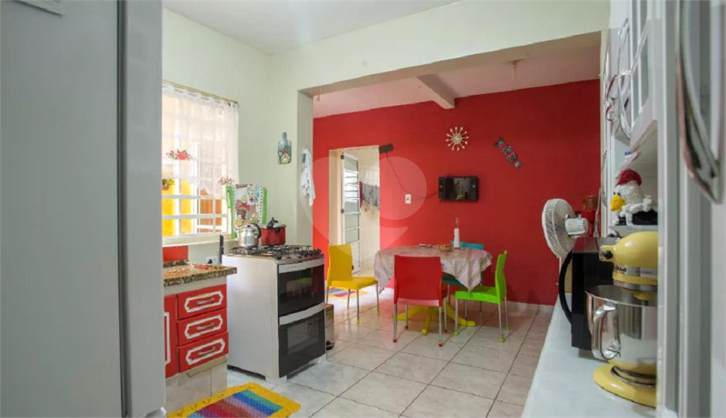 Casa à venda no Carandiru com  2 dormitórios e 2 vagas