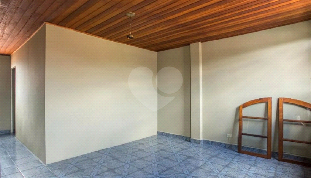 Casa à venda no Carandiru com  2 dormitórios e 2 vagas