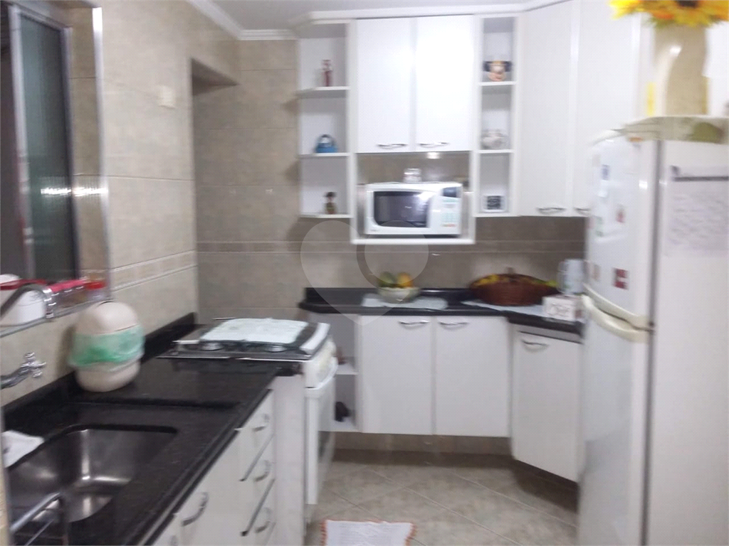 APARTAMENTO / VILA AMALIA