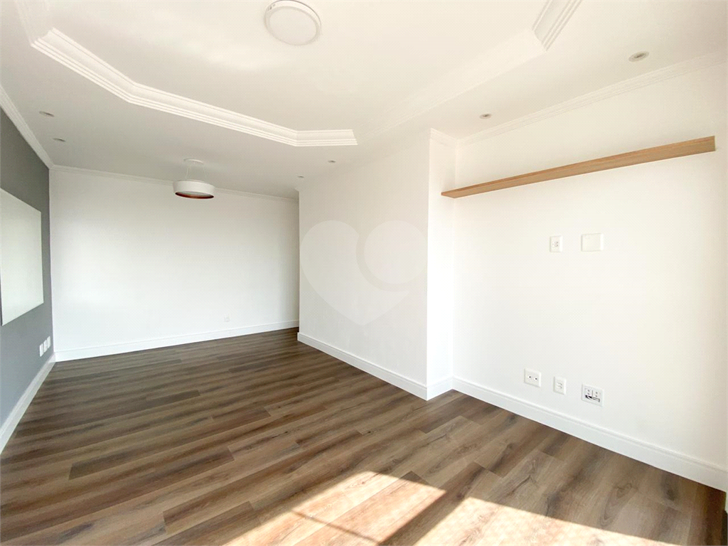 APARTAMENTO em VILA GUILHERME