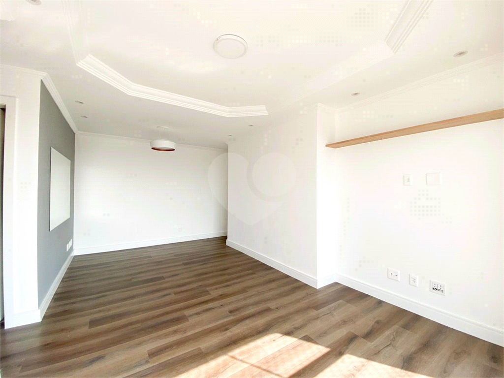 APARTAMENTO em VILA GUILHERME