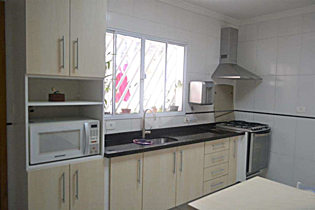 Sobrado Triplex geminado no Jardim França 4 suítes