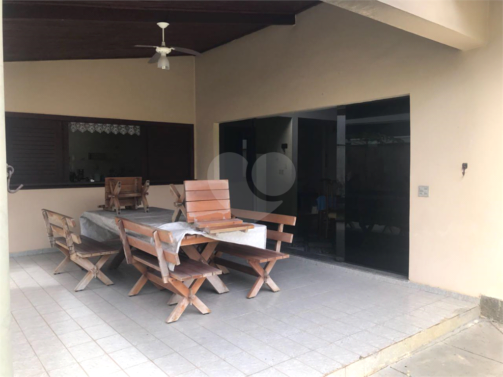 Casa à venda com 4 quartos, 275m² - Foto 13