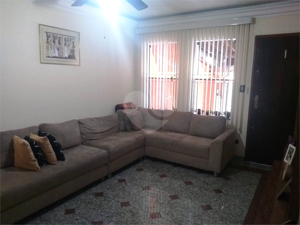 Sobrado - Vila Galvão - Guarulhos - 110 metros - 3 quartos, sendo 1 quarto suite com sacada, 4 vagas