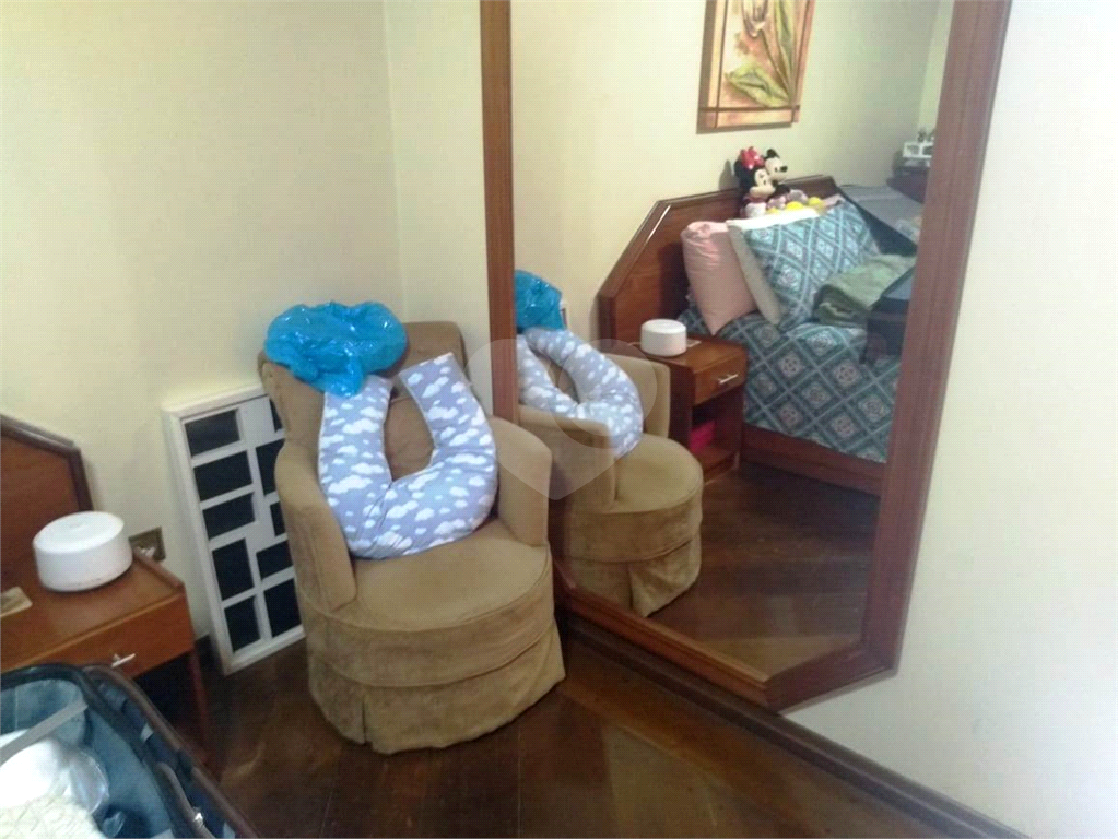 Sobrado - Vila Galvão - Guarulhos - 110 metros - 3 quartos, sendo 1 quarto suite com sacada, 4 vagas