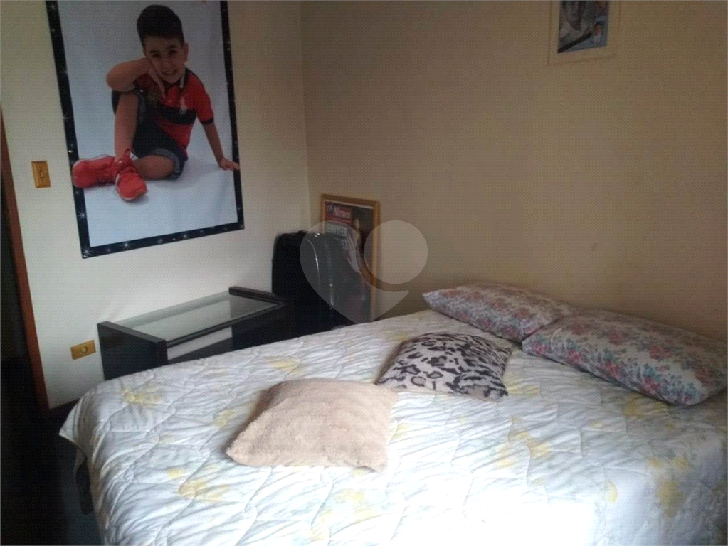 Sobrado - Vila Galvão - Guarulhos - 110 metros - 3 quartos, sendo 1 quarto suite com sacada, 4 vagas