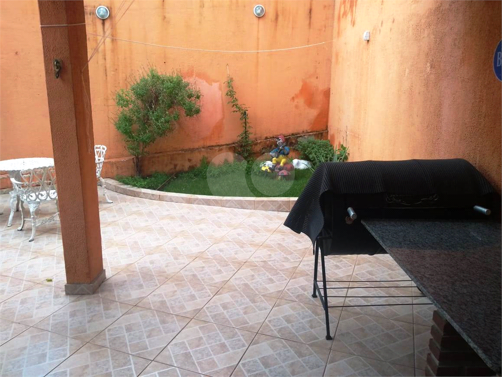 Sobrado - Vila Galvão - Guarulhos - 110 metros - 3 quartos, sendo 1 quarto suite com sacada, 4 vagas