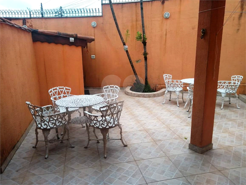 Sobrado - Vila Galvão - Guarulhos - 110 metros - 3 quartos, sendo 1 quarto suite com sacada, 4 vagas